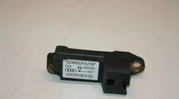 Audi A6 S6 C5 4B Airbag deployment crash/impact sensor 4B0959643B 260299 023060DKKTTW