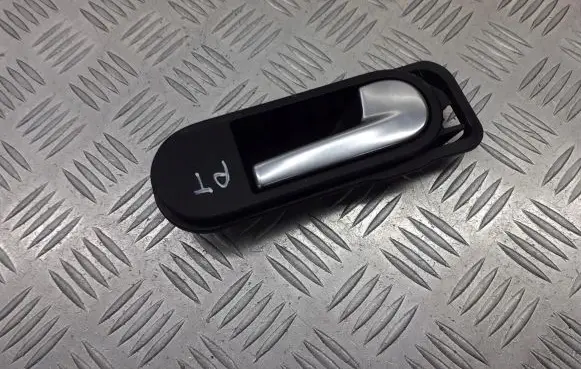 Volkswagen Golf Plus Rear door handle trim 5M0837198