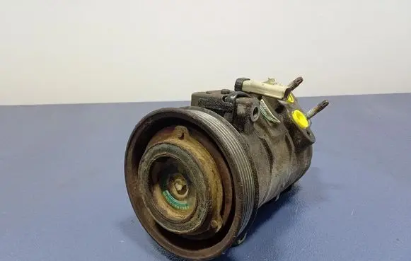 Chrysler Pacifica Air conditioning (A/C) compressor (pump) P05005496AF