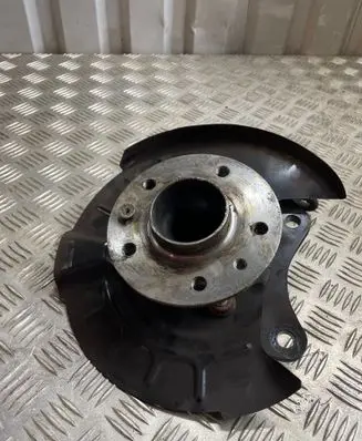 Nissan Qashqai J12 Rear wheel hub 