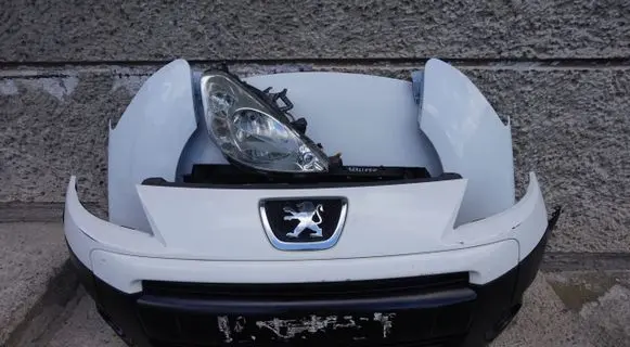 Peugeot Partner Front piece kit 