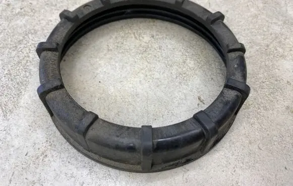 Audi A3 S3 8L In tank fuel pump screw locking ring/nut 321201375A