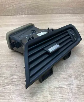 BMW 5 F10 F11 Dashboard side air vent grill/cover trim 9166884 9166884LL RHD
