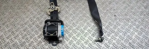 Mazda 6 Front seatbelt