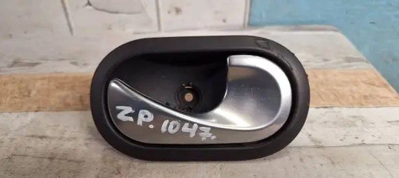Renault Scenic II - Grand scenic II Rear door interior handle 8200028486 5005500006