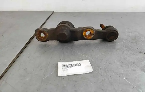 Front lower control arm/wishbone