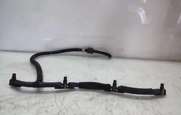 Fuel return line/hose