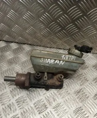Volkswagen Sharan Master brake cylinder 7M1611303