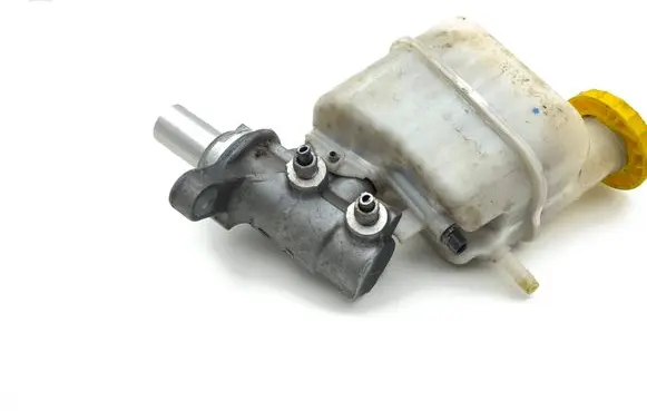 Jeep Cherokee Master brake cylinder