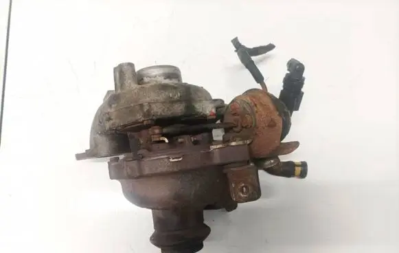 Peugeot 3008 I Turbo 968612068016 9686120680-16