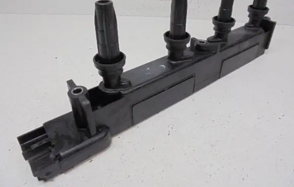 Peugeot 206 CC High voltage ignition coil U6009