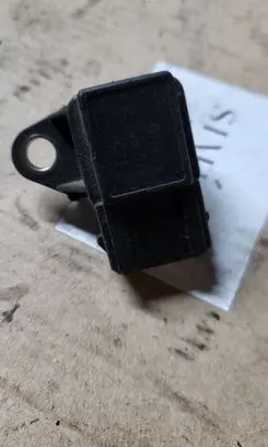BMW 5 E39 Sensor 2246977