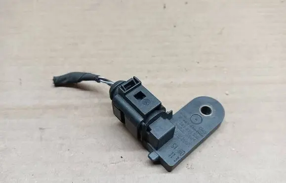 Skoda Superb B6 (3T) Master brake cylinder 1K0945459A 5N0945459A