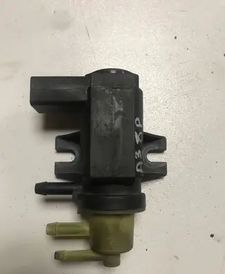 Audi A3 S3 A3 Sportback 8P Turbo solenoid valve 1K0906627A 1K0906627