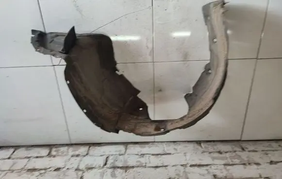 Mazda 3 I Front wheel arch liner splash guards 