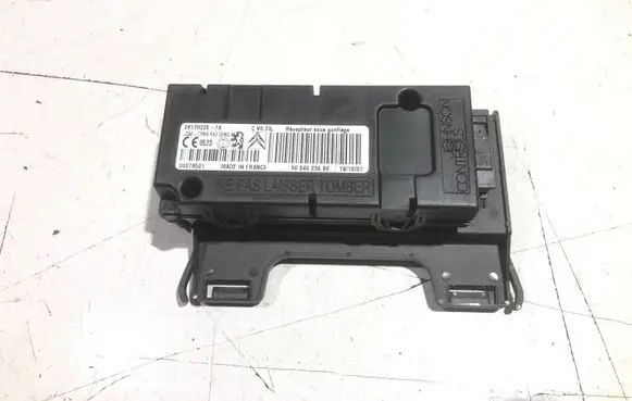 Citroen C4 I Picasso Other control units/modules 9664023680