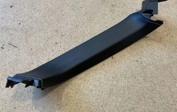 Audi Q7 4M Centre console side trim rear 4M0867607F