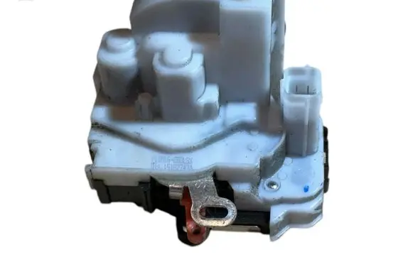 Opel Combo D Rear door lock 51827434