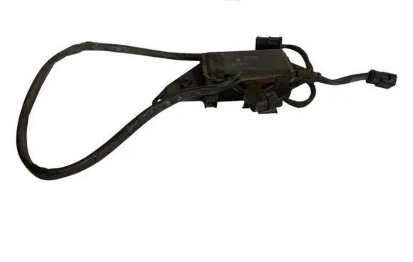 Coolant fan relay
