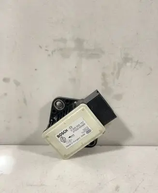 Nissan Qashqai ESP acceleration yaw rate sensor 0265005757 479300006R 7030295
