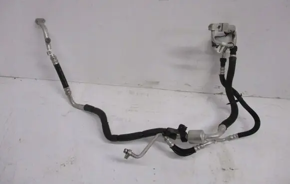 Jeep Compass Air conditioning (A/C) pipe/hose P68302469AB