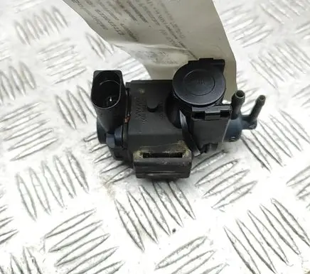 Volkswagen Touareg III Turbo solenoid valve 06M906627A 06M906609A