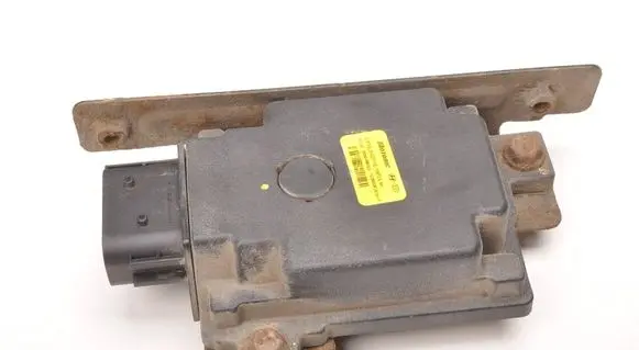 Hyundai i40 Fuel pump relay 33040-3R800