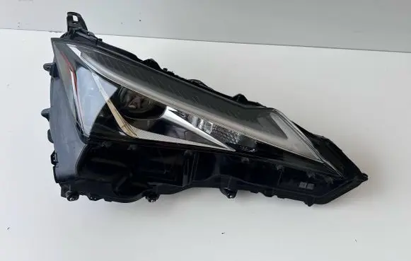Lexus UX Headlight/headlamp