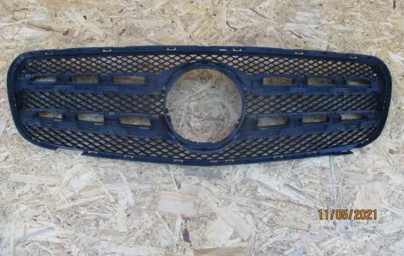 Mercedes-Benz GLA W156 Front bumper upper radiator grill A1568880300