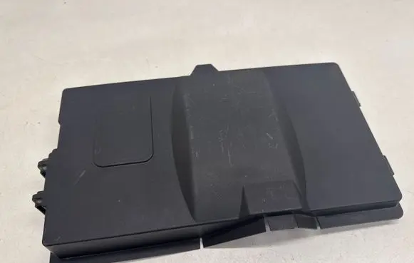 Ford Focus Battery box tray cover/lid 3M5110A659BH