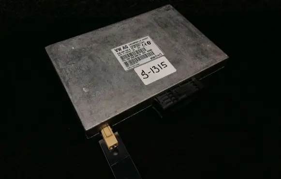 Skoda Roomster (5J) Bluetooth control unit module 5J0035729A