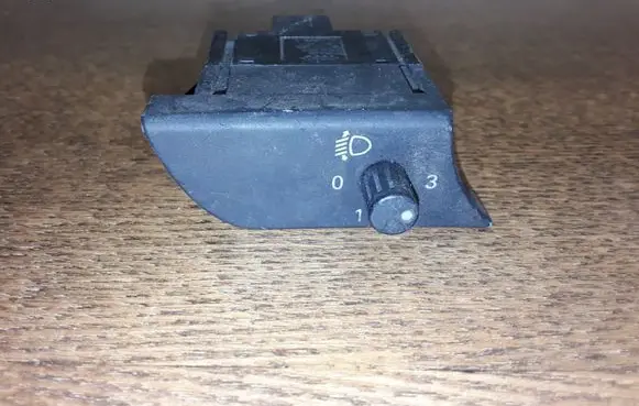 Audi A4 S4 B6 8E 8H Headlight level height control switch 8E2919094