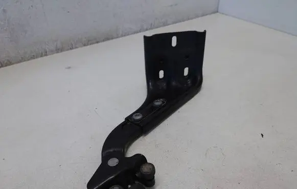 Mercedes-Benz Vito Viano W639 Sliding door lower roller guide/hinge A6397630114 A6397630147 6397630114