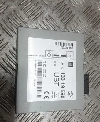 Opel Insignia A Antenna control unit 13319590