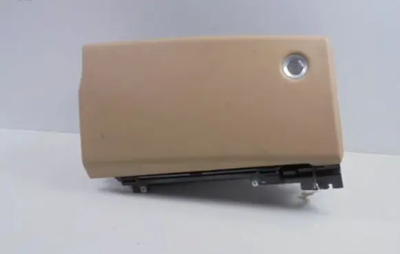 Land Rover Range Rover Sport L320 Glove box