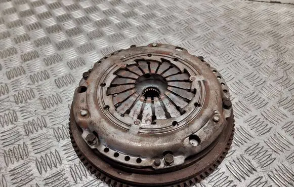 Toyota Avensis T250 Clutch set kit 123037110