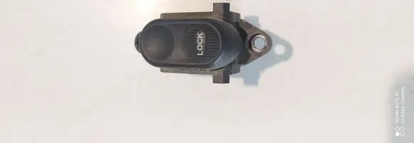 Chrysler PT Cruiser Central locking switch button 04671623AA