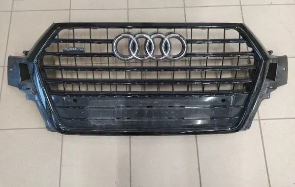 Audi Q7 4M Front bumper upper radiator grill 4M0919268F 4M0853651F 4M0853651G