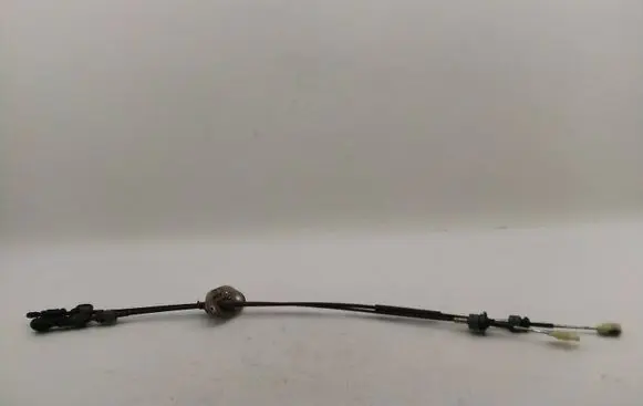 Hyundai i30 Gear shift cable linkage 