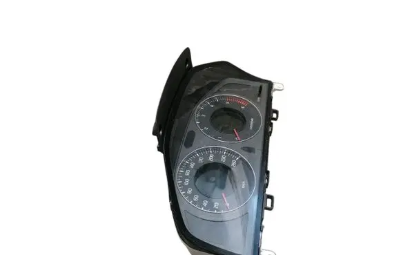 Speedometer (instrument cluster)