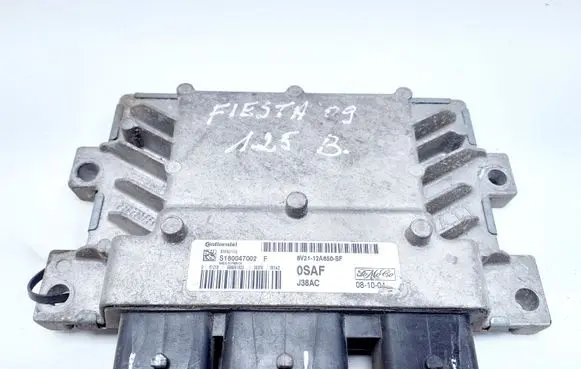 Ford Fiesta Engine control unit/module 8V2112A650SF 0SAF