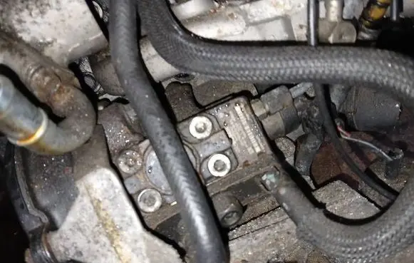 Chevrolet Captiva Fuel injection high pressure pump 0445010142