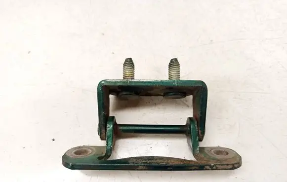Subaru Forester SG Tailgate/trunk/boot hinge 