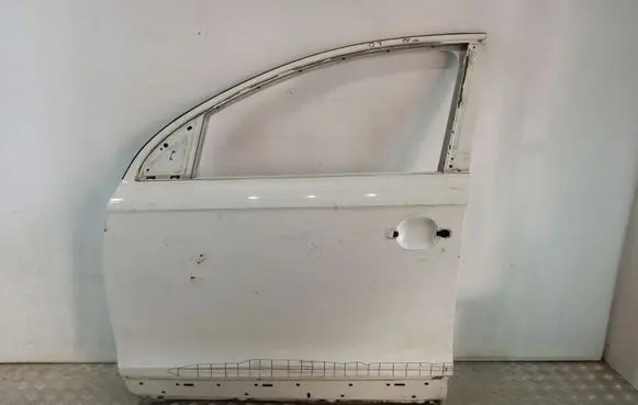 Audi Q7 4L Front door