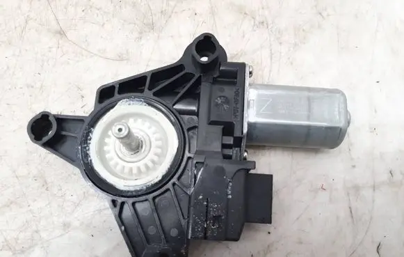 Mercedes-Benz C W205 Rear door window regulator motor A2059060301