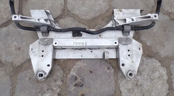 Peugeot 2008 II Front subframe 9825331880