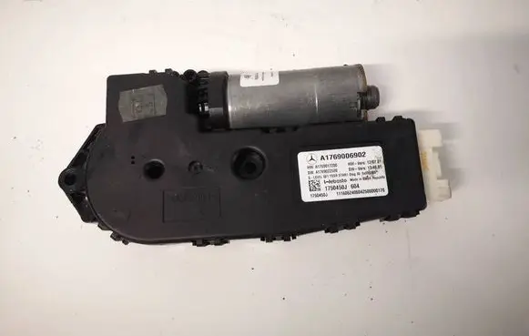 Mercedes-Benz A W176 Sunroof motor/actuator A1769006902