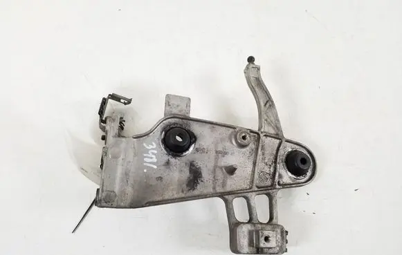 Mercedes-Benz E W212 Air filter cleaner box bracket assembly A6510900041