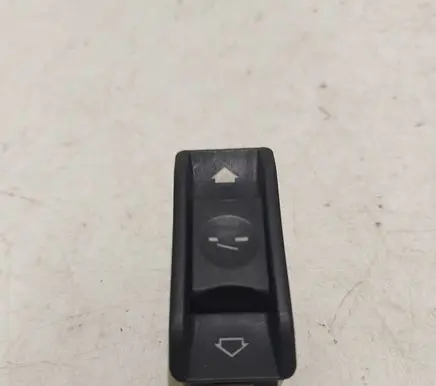 BMW 5 E39 Sunroof switch 8352182 6131 03015000