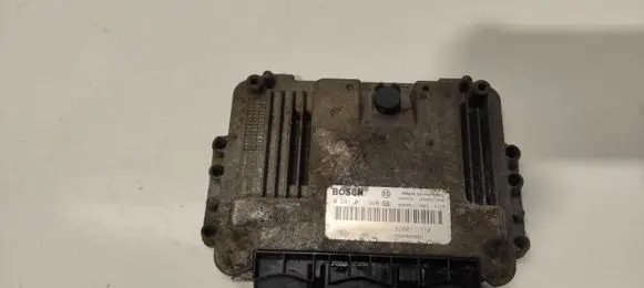 Opel Movano A Engine control unit/module 0281011940 8200311550 820044263
